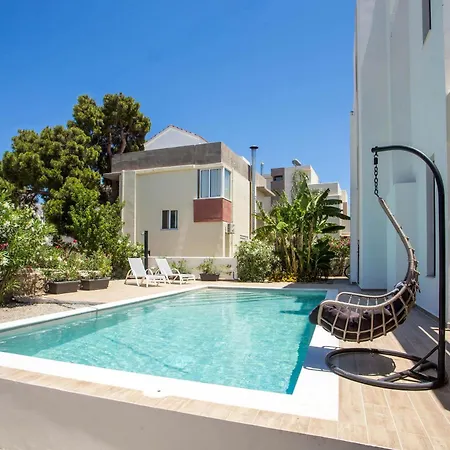 Laila Villa