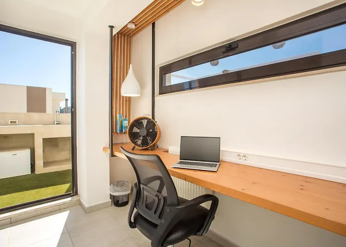 Laila * Ялиссос